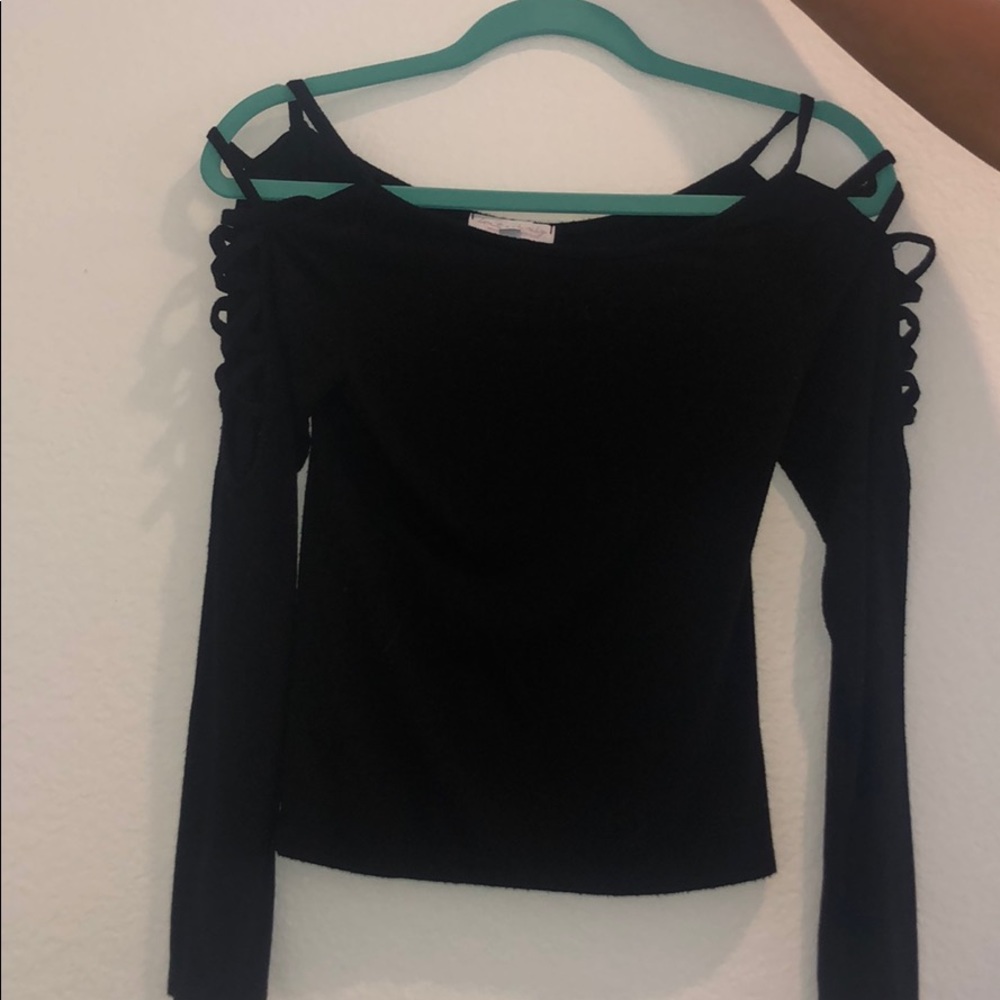 Off the shoulder black long sleeve